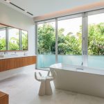 20 Pretty White Chairs in the Bathroom | Home Design Lov