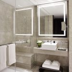 Tips to Choose a Bathroom Mirror (With images) | Bathroom design .