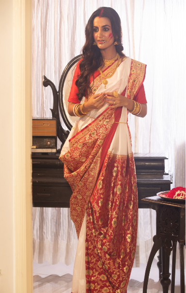 Most Popular Bengali Sarees That You Can Look Out For - CATALYST .