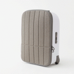 Nendo's cabin baggage has a hard shell and a soft front like a .