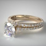 18K Yellow Gold Common Prong Round Shaped Diamond Engagement Ring .