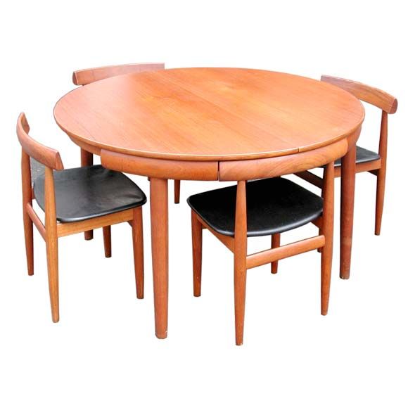 Danish Nesting Chairs and Dining Table | Timber dining table .