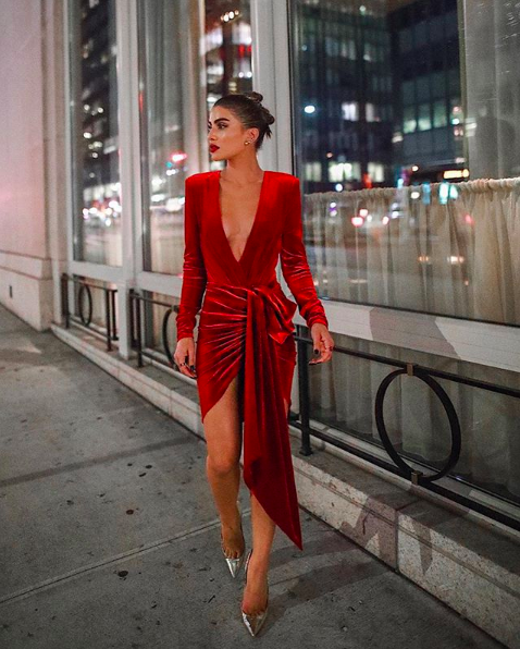 17 Long-Sleeve Holiday Dresses to Wear for the Party Season | Who .