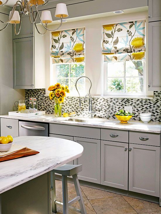 Kitchen Decorating Ideas (With images) | Spring kitchen decor .