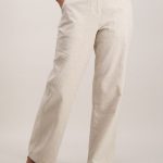 Made with a linen blend, these stylish trousers are perfect for .