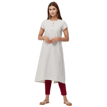 Off white embroidered cotton long tops - Naari - 28964
