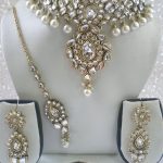 KUNDAN PEARL indian bridal jewellery set (With images) | Bridal .