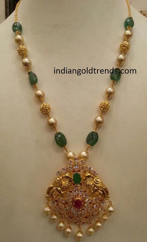 Latest Indian Gold and Diamond Jewellery Designs: emerald Pearl .