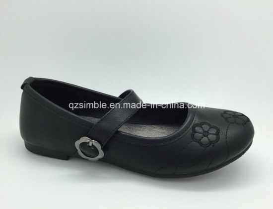 China New Design of Girls Black School Shoes with Flowers .
