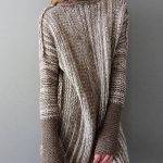 Women's Oversized Tunic Sweater - Contrasting Trim / Bro
