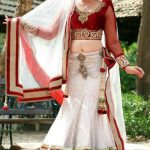 White n red lehenga (With images) | Indian bridal couture, Latest .