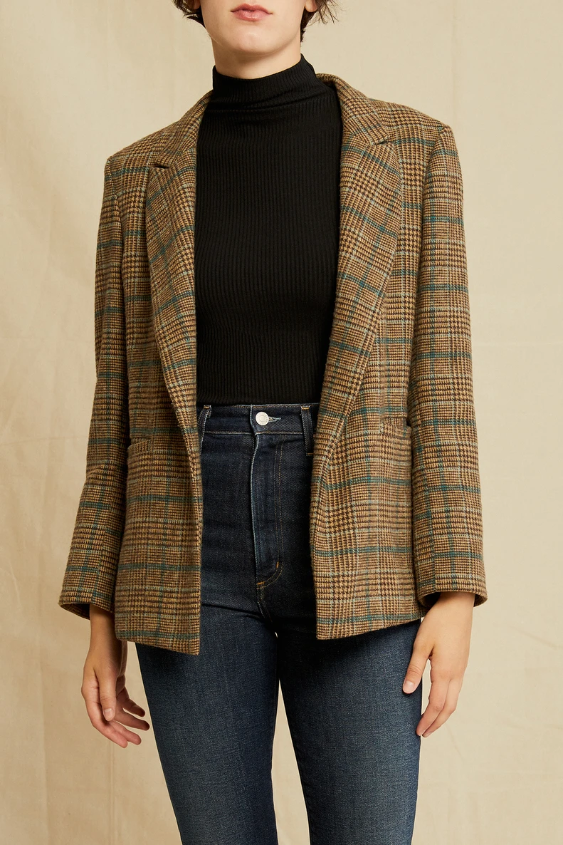 Classic Sophistication: Elevate Your Look with Wool Blazers