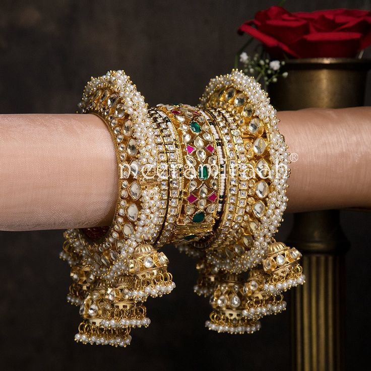 Lustrous Luxury: 22 Carat Gold Bangles for Timeless Elegance