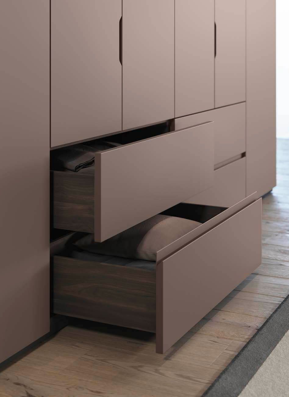 Organized Living: Wardrobe with Drawers for Efficient Storage