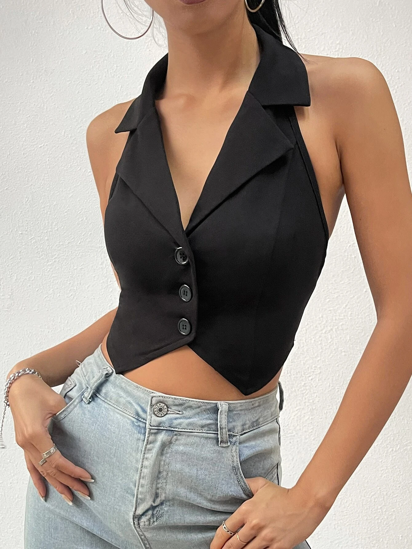 Vest Tops: Versatile and Stylish Tops for Every Occasion