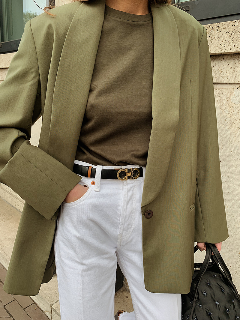 Green Blazers: Add a Pop of Color to Your Professional Wardrobe