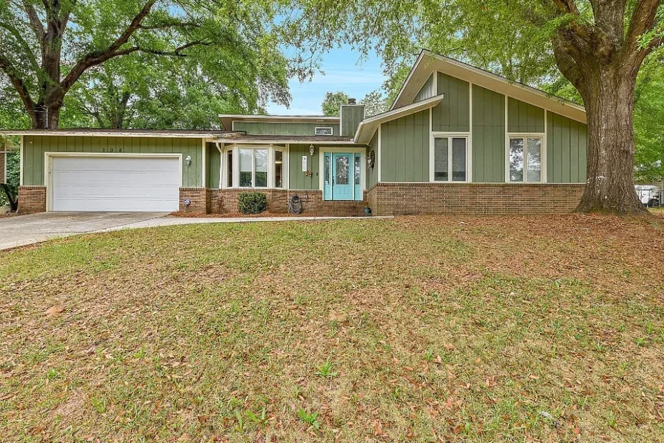 Perfect Family Home! 3BR/2BA with Saltwater Pool & Upgrades – Just $220K