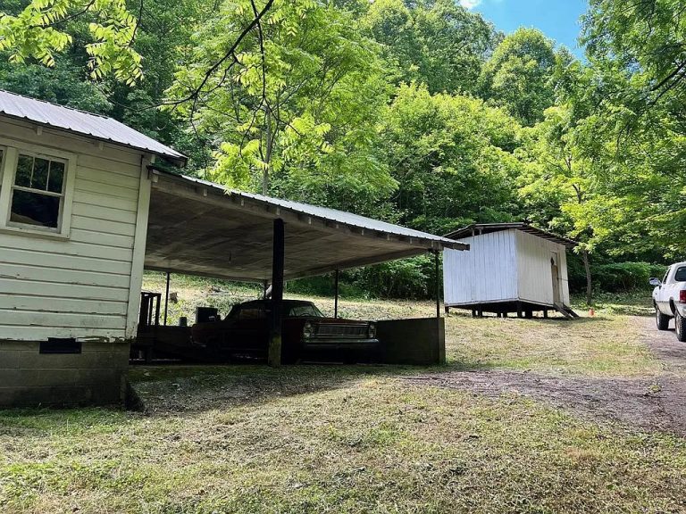 Charming 45-Acre Country Estate in Jenkins, Kentucky