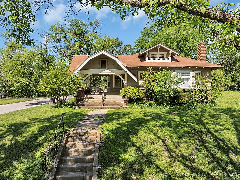 Discover This Stunning Artisan Home for $140,000