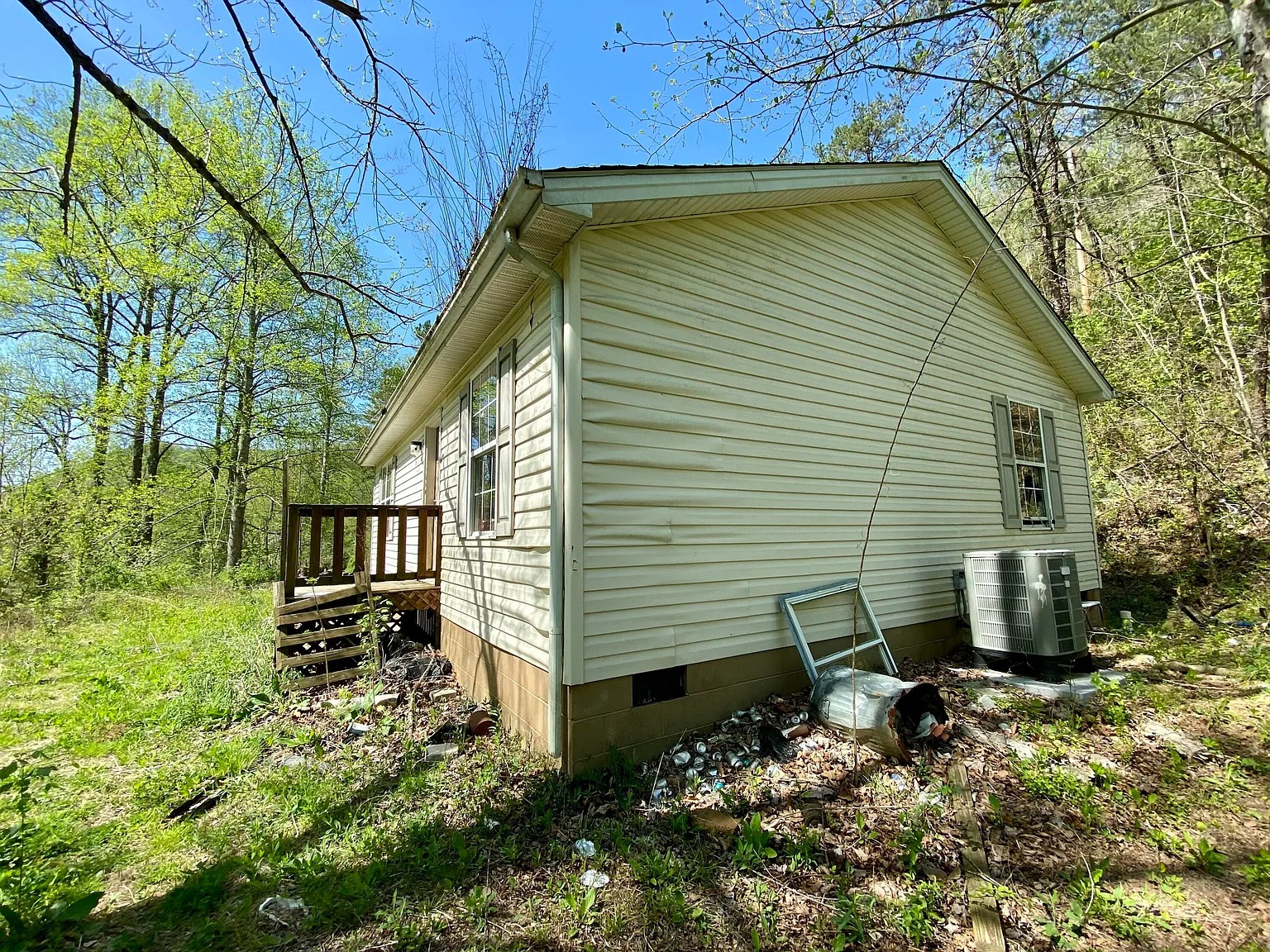Charming 2-Bedroom Home on 12 Acres for Sale in Hi Hat, Kentucky