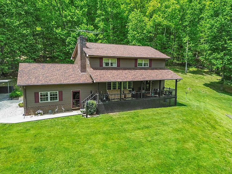 Peaceful Retreat on 5.41 Private Acres