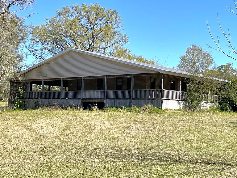 Lovely 2-Bed, 2-Bath Property