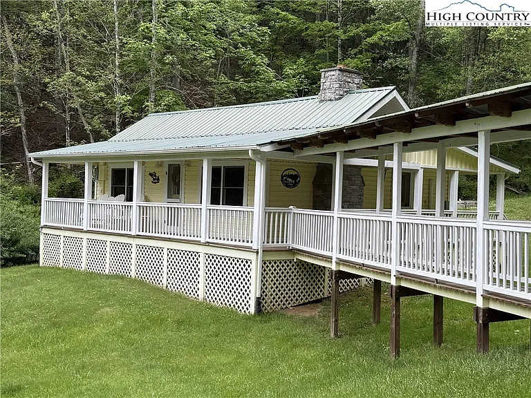 Where Rustic Charm Meets Elegance