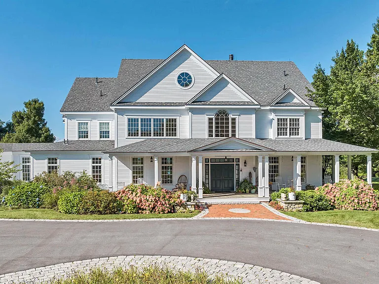 114 Acres of Refined Luxury