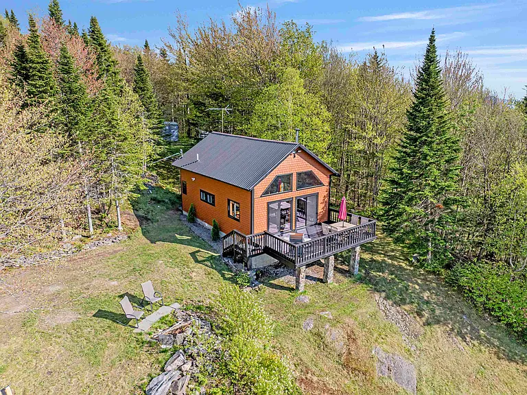 Cozy Mountain Cottage on 5 Acres – Move-In Ready for $259,900
