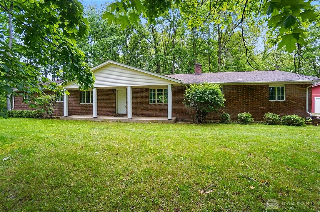 Charming Ranch Home on 5 Acres in Lebanon, OH