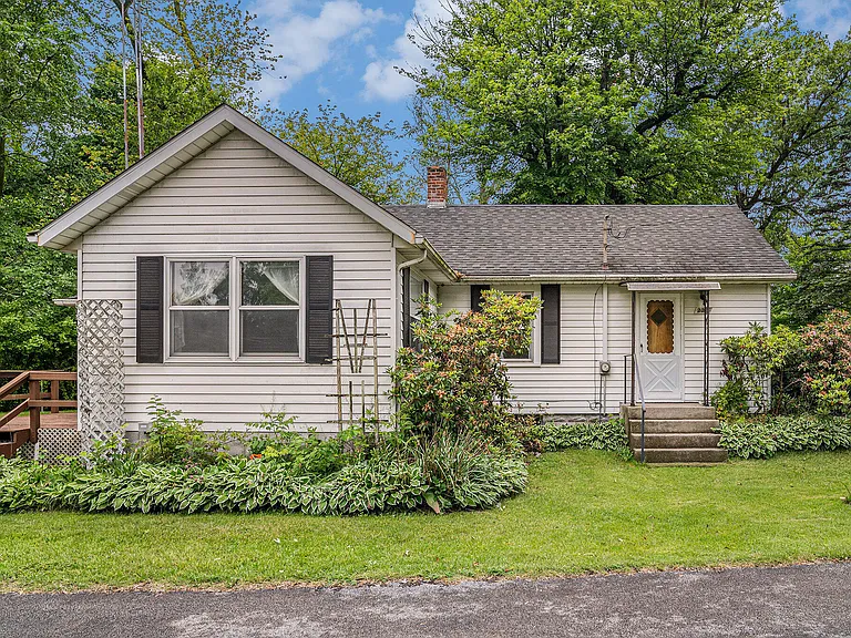 Charming Home on 1.56 Acres