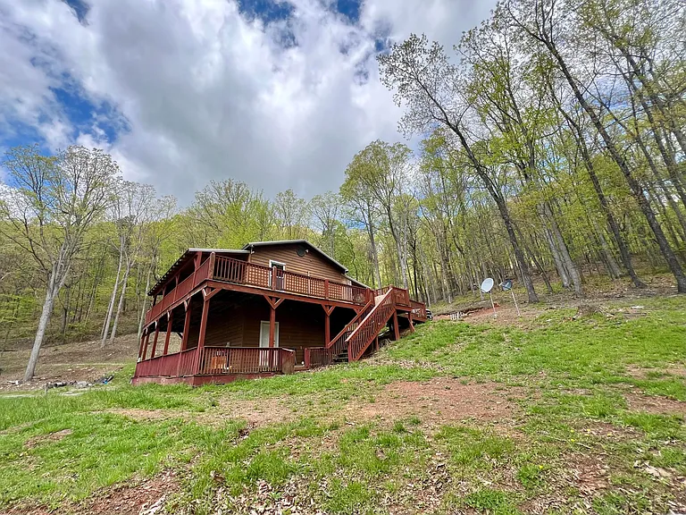 Affordable 5-Acre Retreat: Permanent Home or Hunting Cabin – $129K