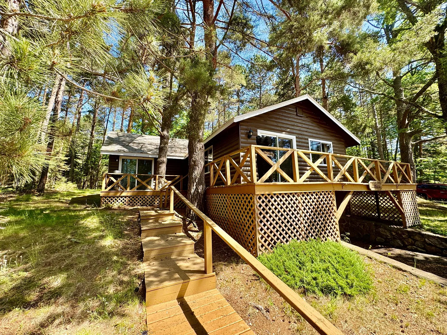 Rustic Lakefront Getaway in the Northwoods