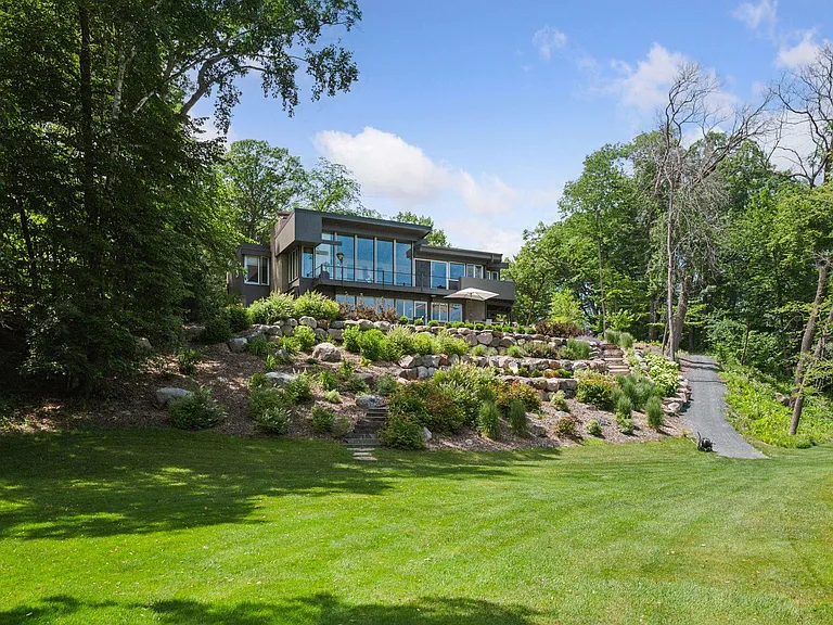 Modern Lakeside Retreat with Private on Bald Eagle Lake