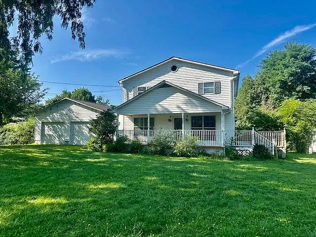 Spacious 6-Bedroom Home on Half an Acre with Detached Garage
