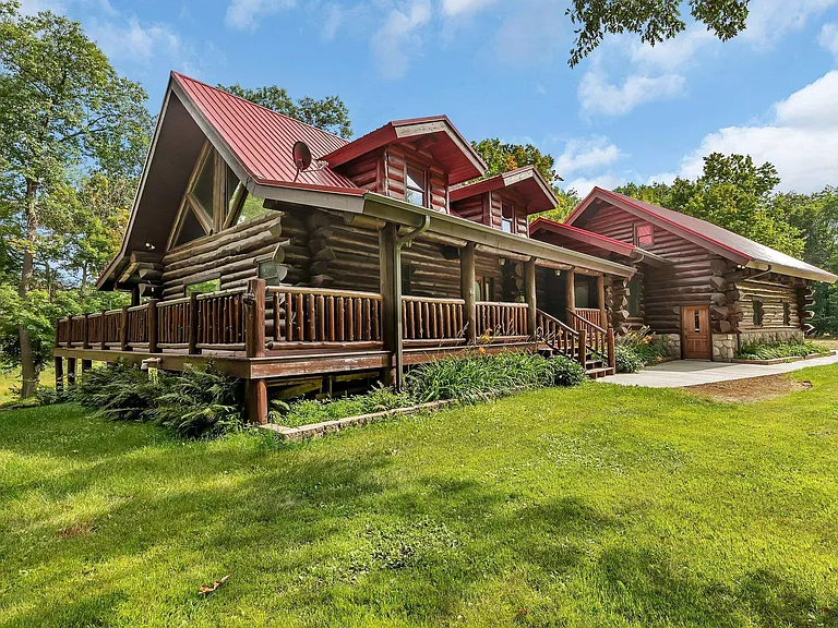 Secluded Country Estate on 163 Acres with Modern Comfort and Rustic Charm