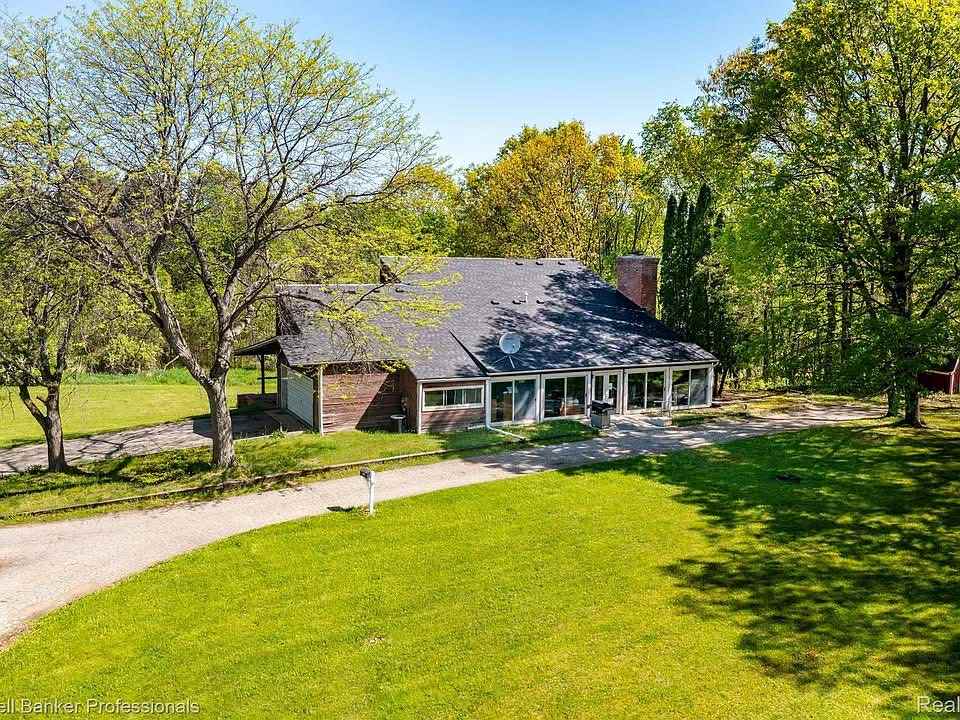 A Secret Haven Surrounded by Nature – Welcome Home