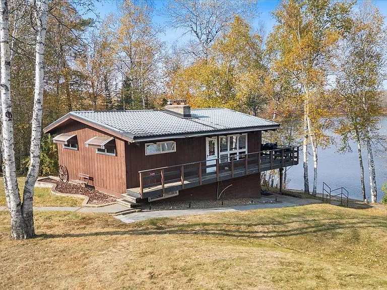 Private Lakefront Retreat on 46 Acres – Peaceful Living in Hibbing, MN