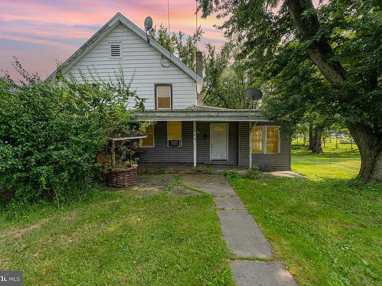 Historic Twin Home on Spacious Lot – Great Value!