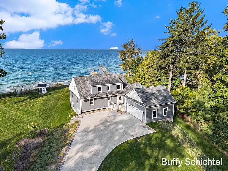Lake Michigan Luxury Retreat with Private Beach Access and Panoramic Views