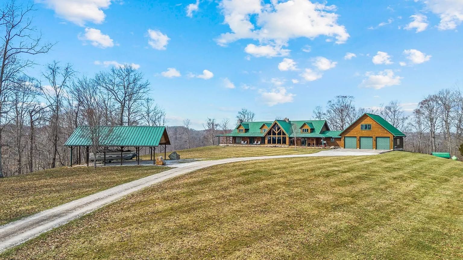 Elegant 3-Bedroom, 2.5-Bath Home in Prime Location