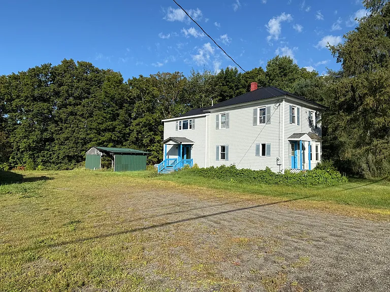 Peaceful Country Farmhouse Retreat on 4 Acres in Rural Maine
