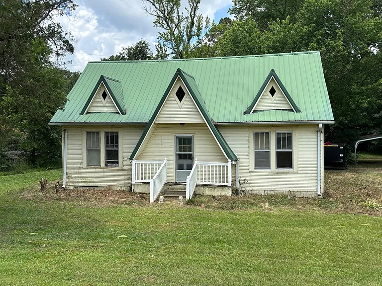 Peaceful Rural Retreat with Room to Grow and Make Your Own