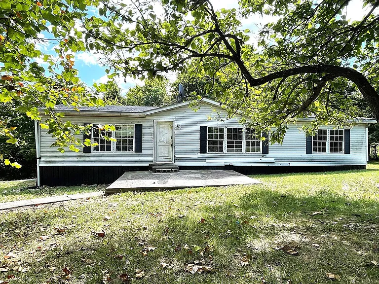 Cozy Country Ranch with Room to Grow and Make Your Own