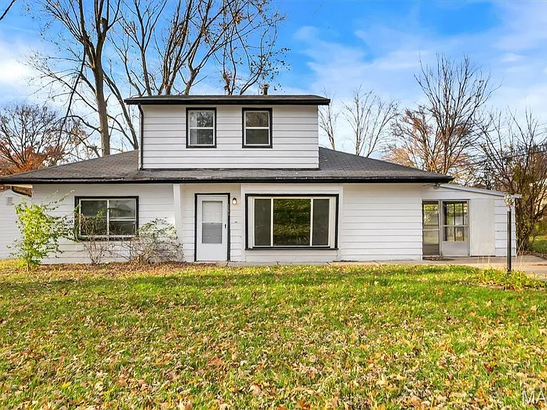 Charming St. Louis Home with Room to Grow