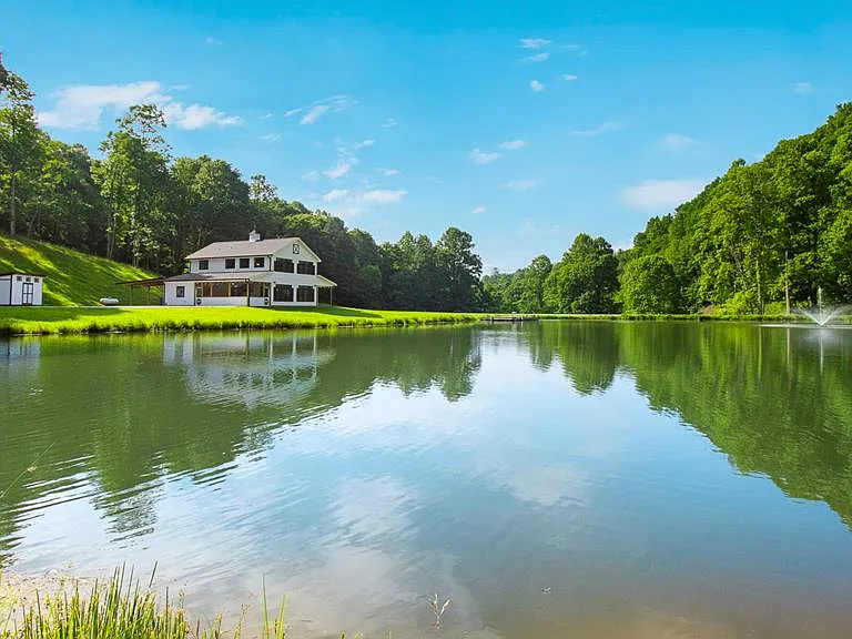 Stunning 140-Acre Mountain Estate with Lake Views