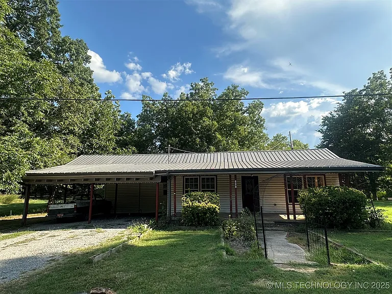 Spacious Country Living with Bonus Guest Home and Endless Possibilities