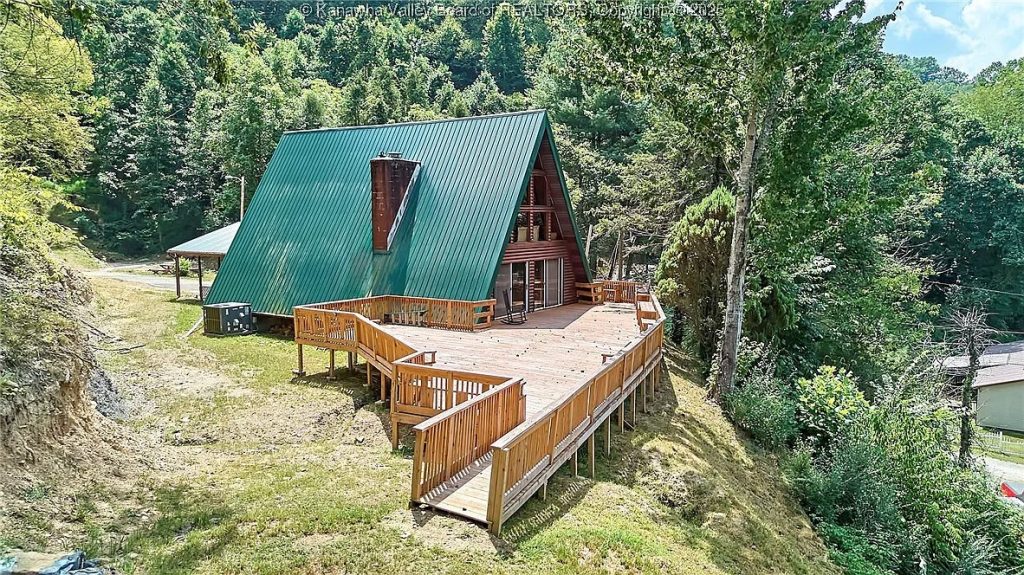 Charming A-Frame Home on 7.6 Acres in Chapmanville