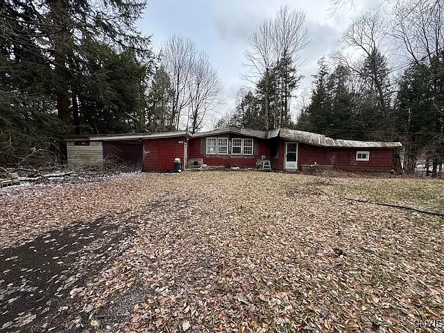 Your Dream Home Awaits in a Quiet, Private Setting