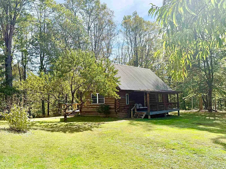 Rustic Cabin with Pole Building on 22+ Acres – Grafton, WV